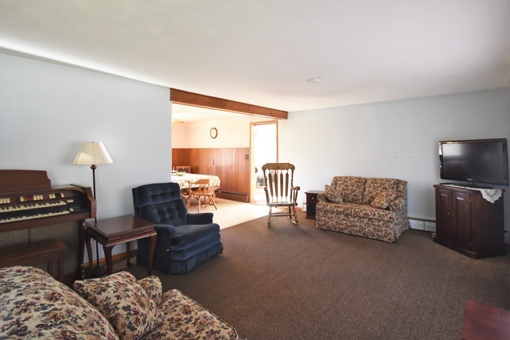 28 Kimball Road Amesbury, MA 01913 - Photo 14 of 32