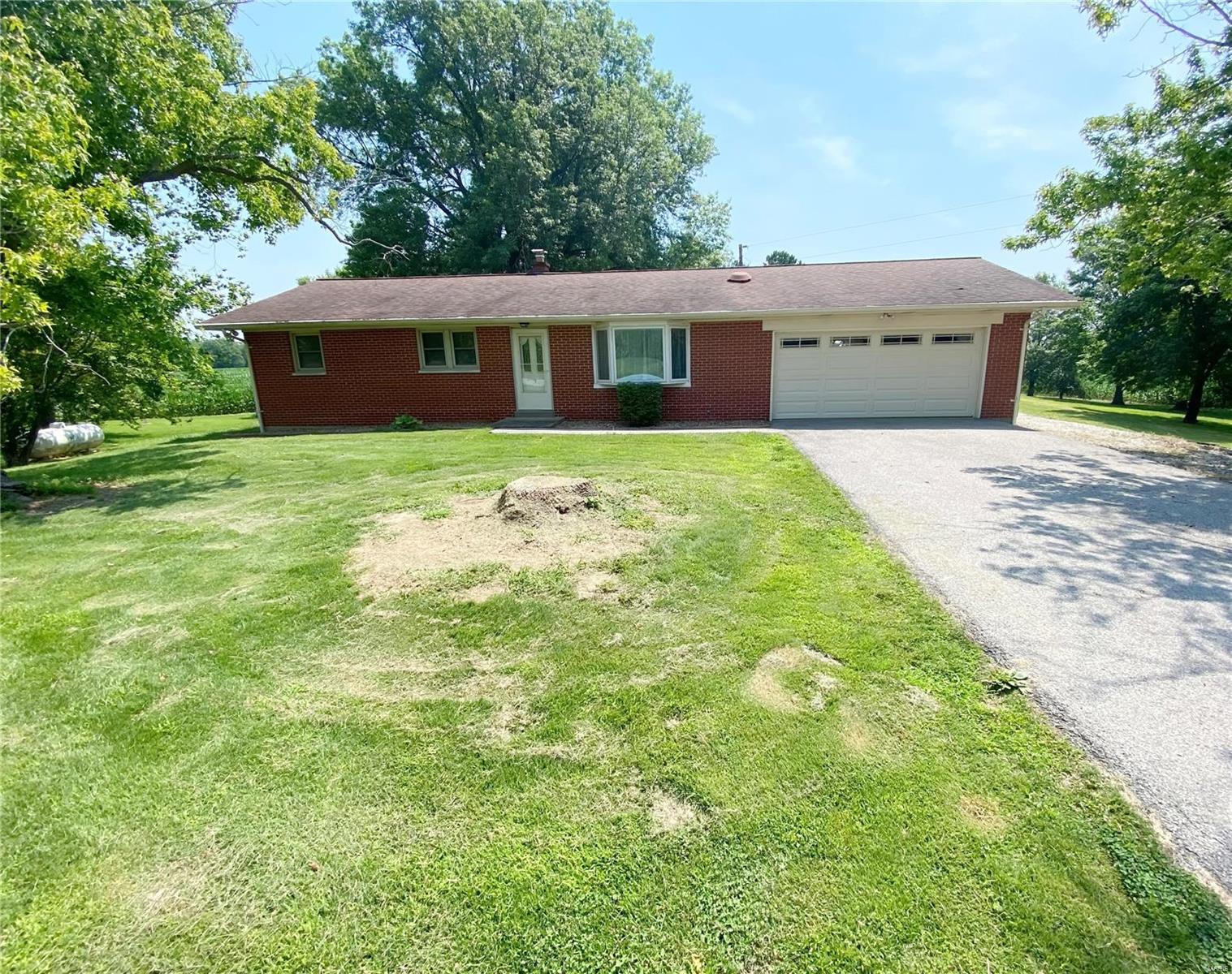 5212 Floraville Road Millstadt, IL 62260 - Photo 4 of 52