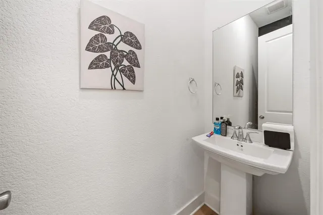 $320,000 | 1136 Queensdown Way, Forney, TX 75126