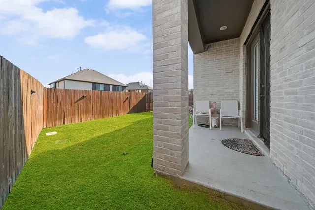 $320,000 | 1136 Queensdown Way, Forney, TX 75126