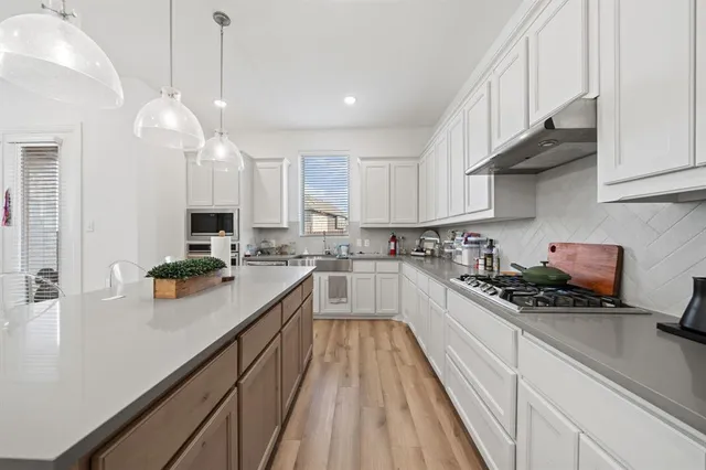 $320,000 | 1136 Queensdown Way, Forney, TX 75126