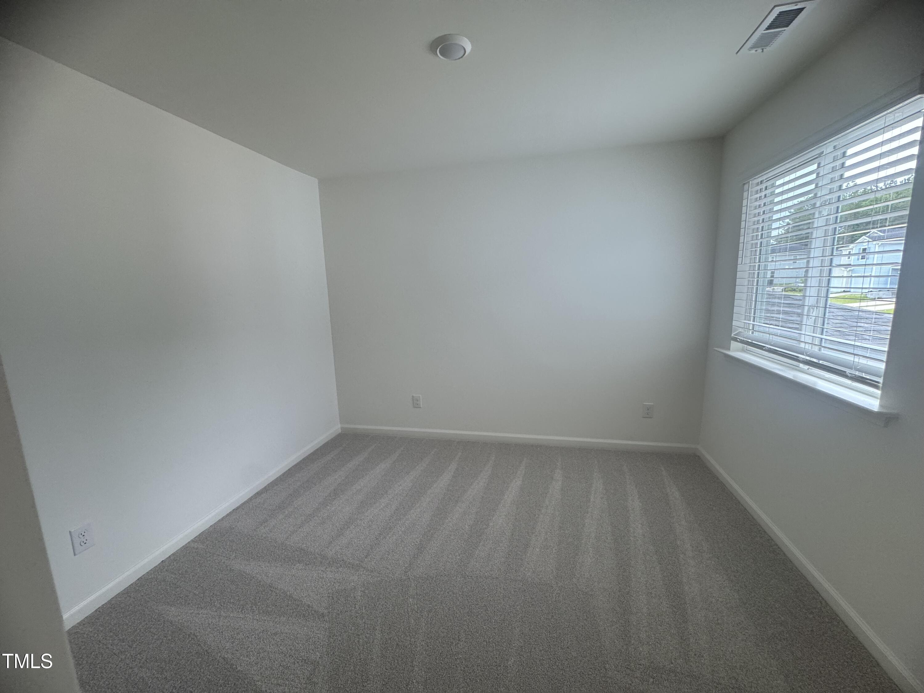 10568 Brookside Reserve Road Raleigh, NC 27614 - Photo 10 of 20 IMG_2565