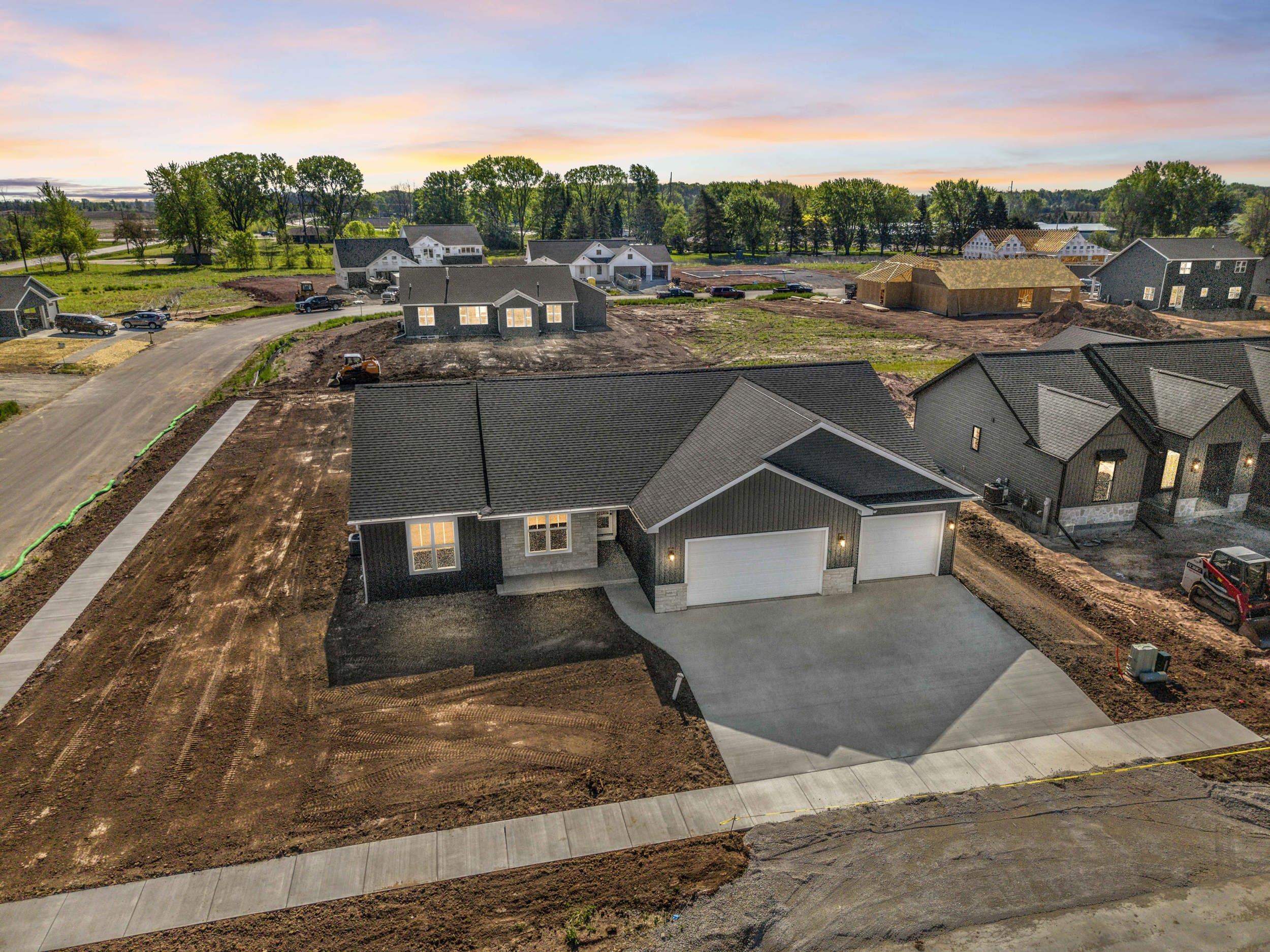 N8870 Killarney Way Menasha, WI 54952 - Photo 61 of 75
