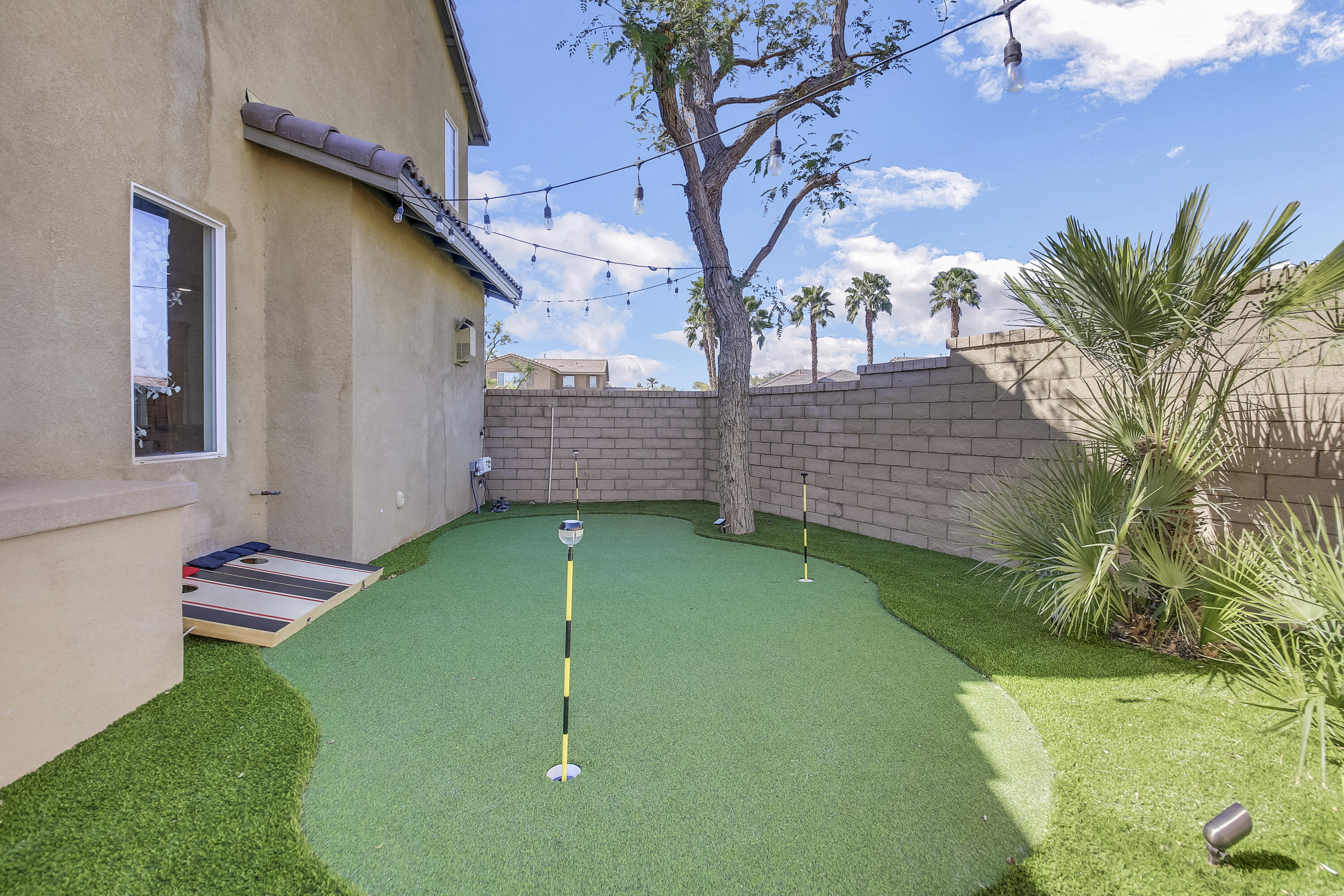 42942 Del Lago Court Indio, CA 92203 - Photo 52 of 75 56 PUTTING GREEN FULL SIZE