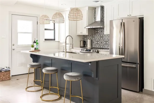 $2,900 | 3409 High Vista Drive, Dallas, TX 75234