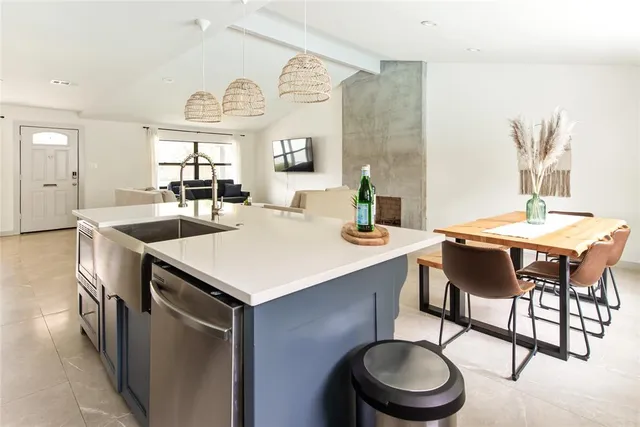 $2,900 | 3409 High Vista Drive, Dallas, TX 75234