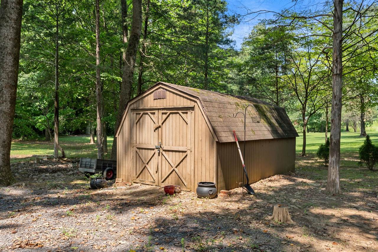 4207 Cemetery Road Scottsville, KY 42164 - Photo 40 of 54 Gallery Image 40