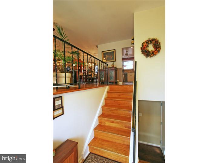 413 Berkley Road Exton, PA 19341 - Photo 3 of 24 Foyer