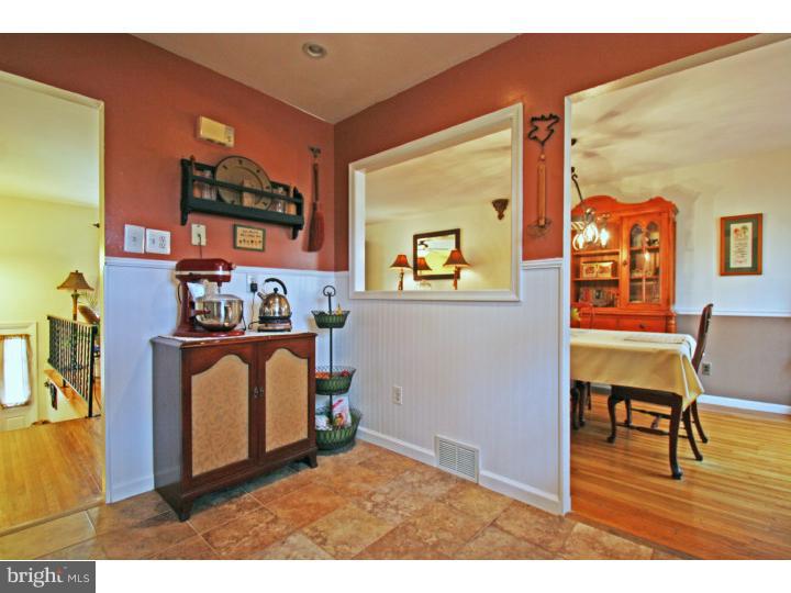 413 Berkley Road Exton, PA 19341 - Photo 8 of 24 Kitchen