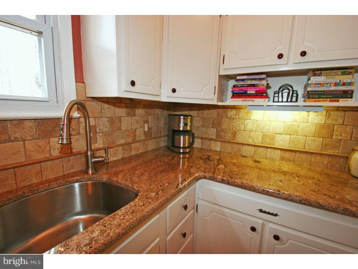 413 Berkley Road Exton, PA 19341 - Photo 10 of 24 Kitchen