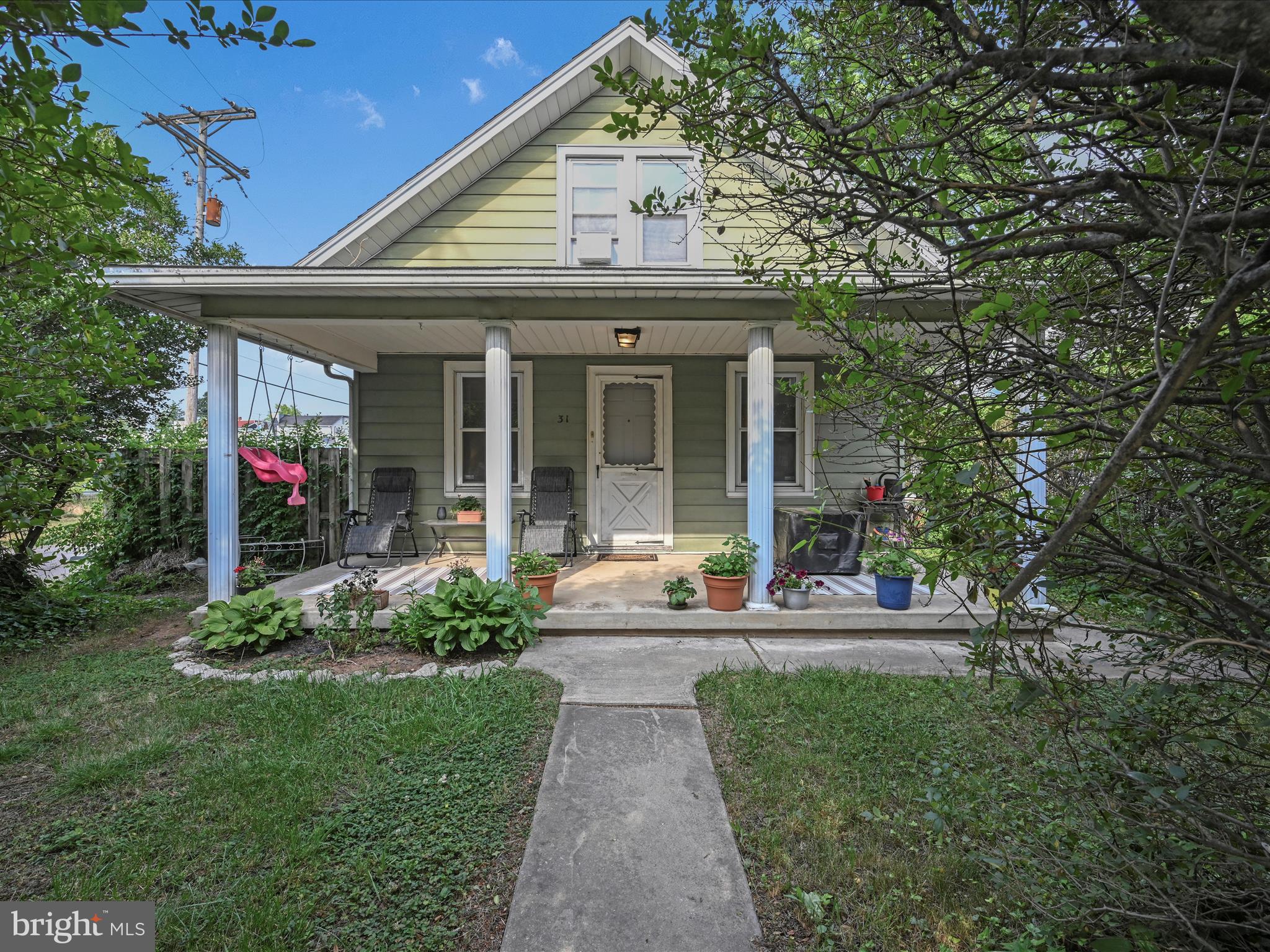 31 Hokes Mill Road York, PA 17404 - Photo 1 of 25 Front