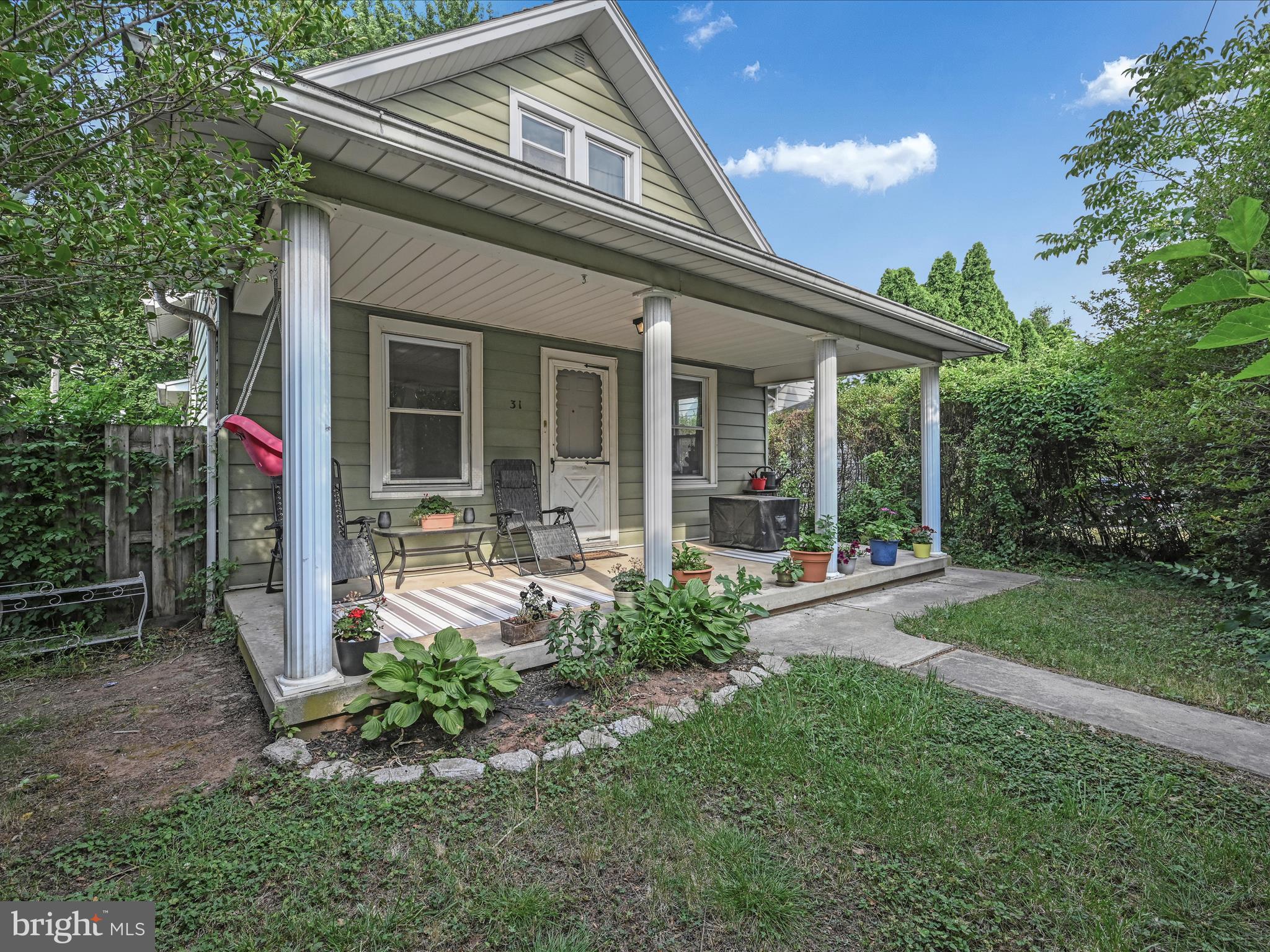 31 Hokes Mill Road York, PA 17404 - Photo 2 of 25 Front