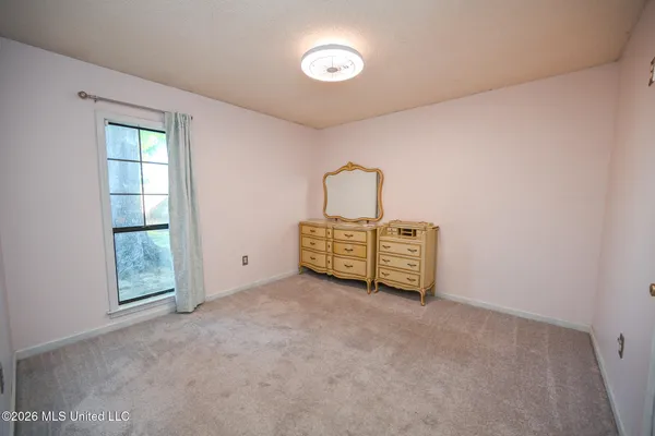 $240,000 | 6406 Cherokee Drive, Olive Branch, MS 38654