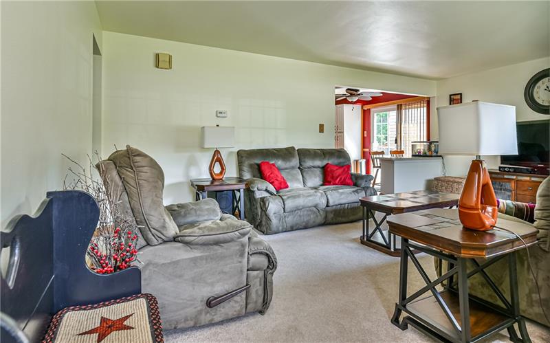 449 Ridge Avenue Springdale, PA 15144 - Photo 6 of 18