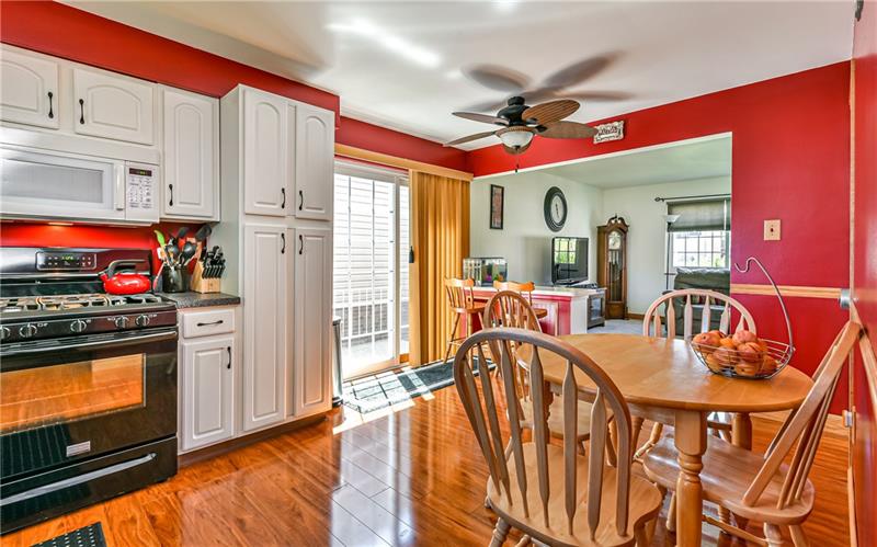 449 Ridge Avenue Springdale, PA 15144 - Photo 10 of 18