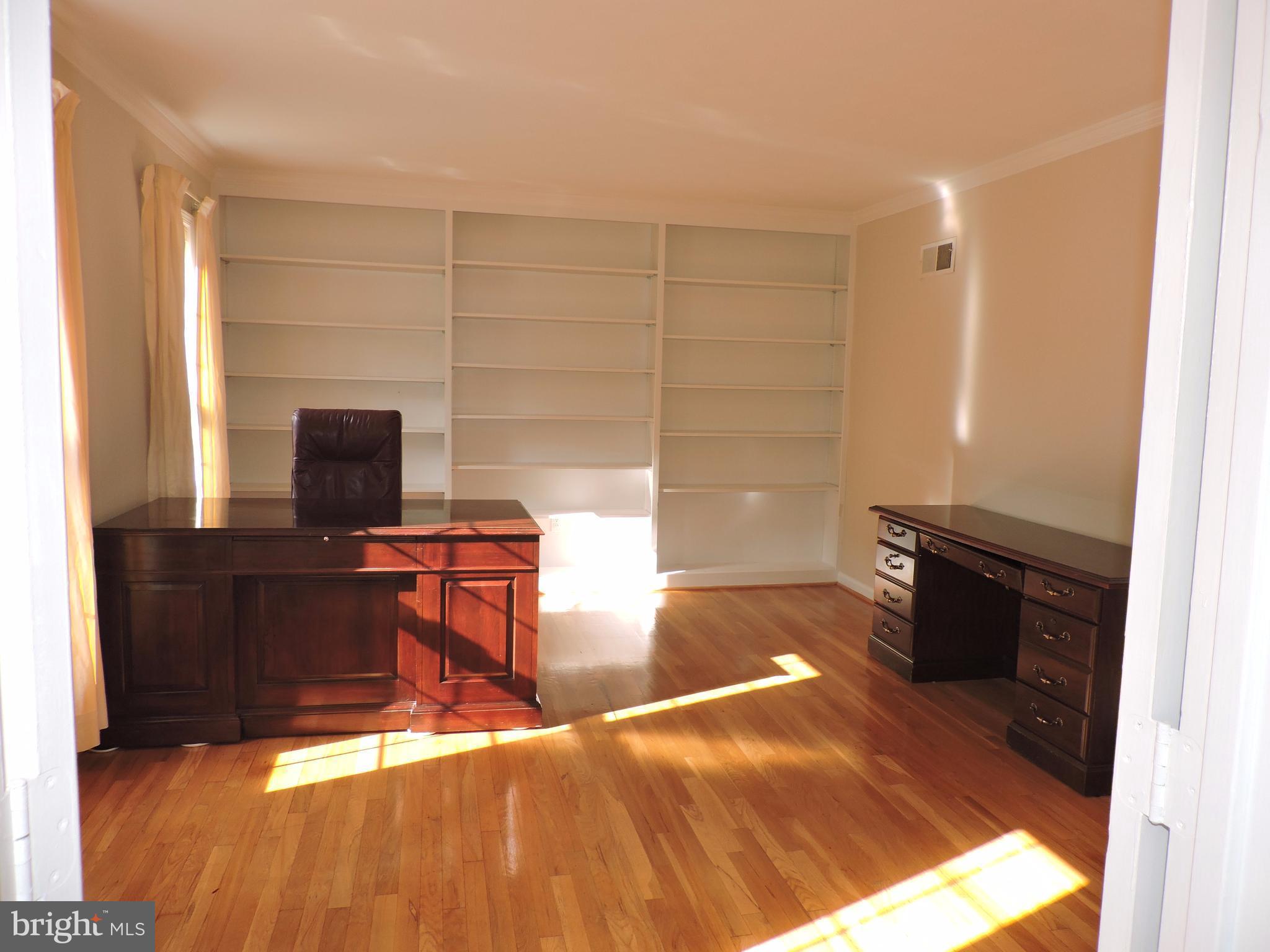14129 Rippling Brook Drive Silver Spring, MD 20906 - Photo 2 of 25 Spacious professional office or 5th bedroom