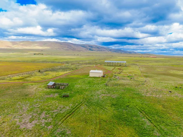 $749,900 | 1733 County Road 90, Lookout, CA 96054