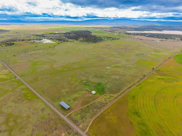 $749,900 | 1733 County Road 90, Lookout, CA 96054