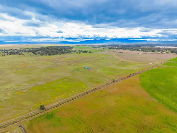 $749,900 | 1733 County Road 90, Lookout, CA 96054