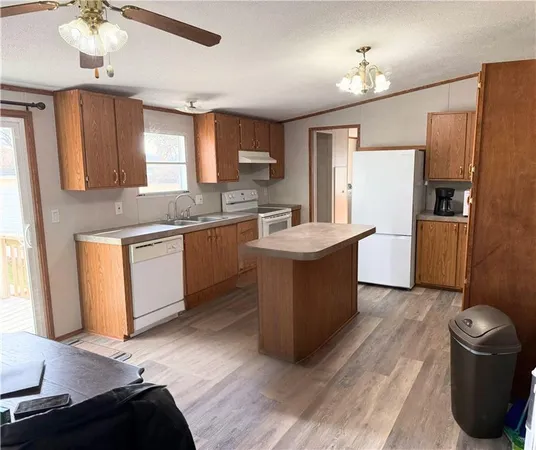 $180,000 | 600 South 7th Street, Deepwater, MO 64740