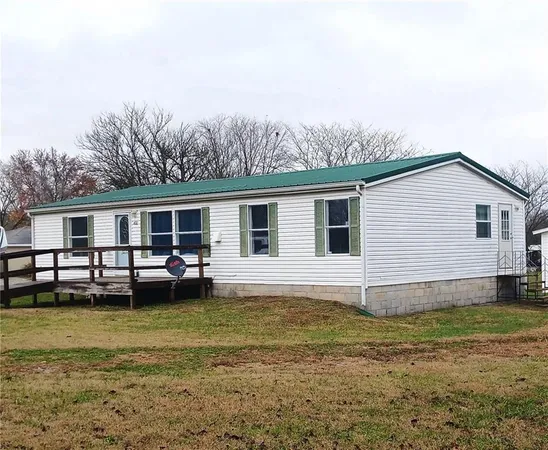 $180,000 | 600 South 7th Street, Deepwater, MO 64740
