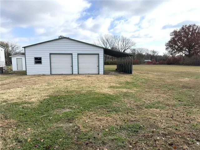 $199,000 | 600 South 7th Street, Deepwater, MO 64740