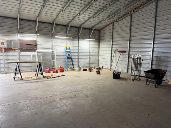 $180,000 | 600 South 7th Street, Deepwater, MO 64740