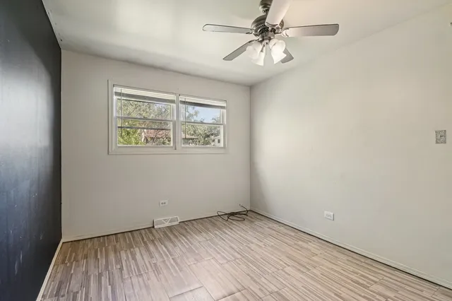 $250,000 | 6260 Sunflower Drive, Matteson, IL 60443