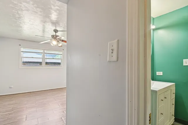 $250,000 | 6260 Sunflower Drive, Matteson, IL 60443