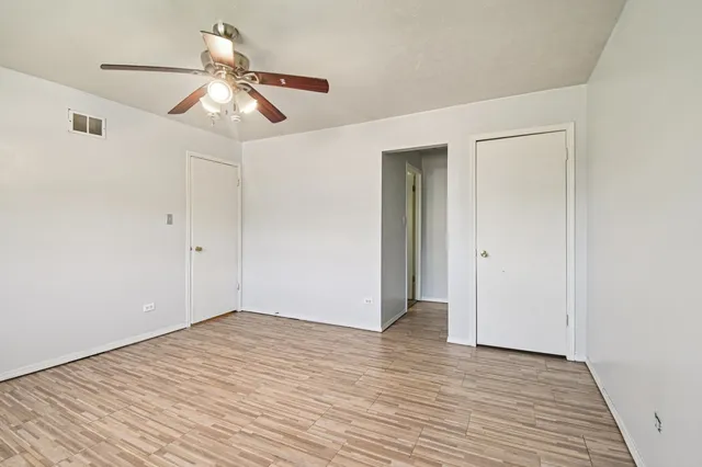 $250,000 | 6260 Sunflower Drive, Matteson, IL 60443