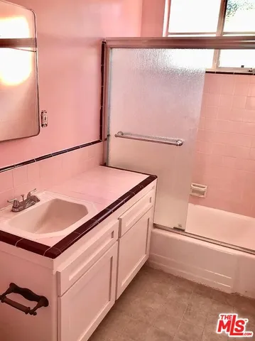 $2,100 | 1015 North Edinburgh Avenue, Unit 5, West Hollywood, CA 90046