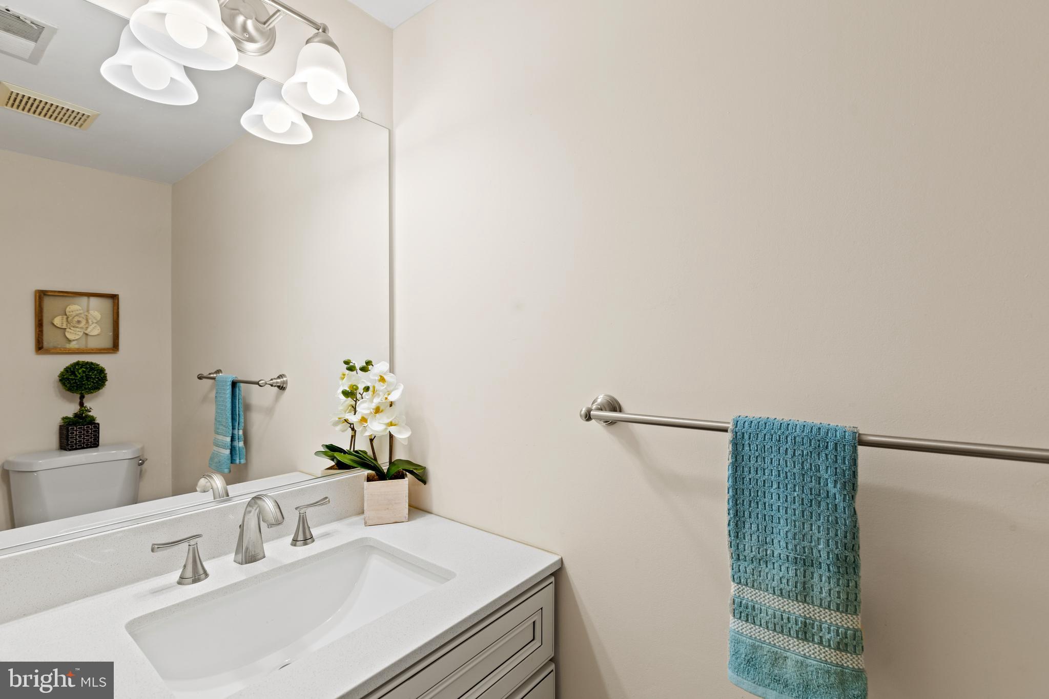 12209 Bayswater Road Gaithersburg, MD 20878 - Photo 21 of 53 Main level half bath