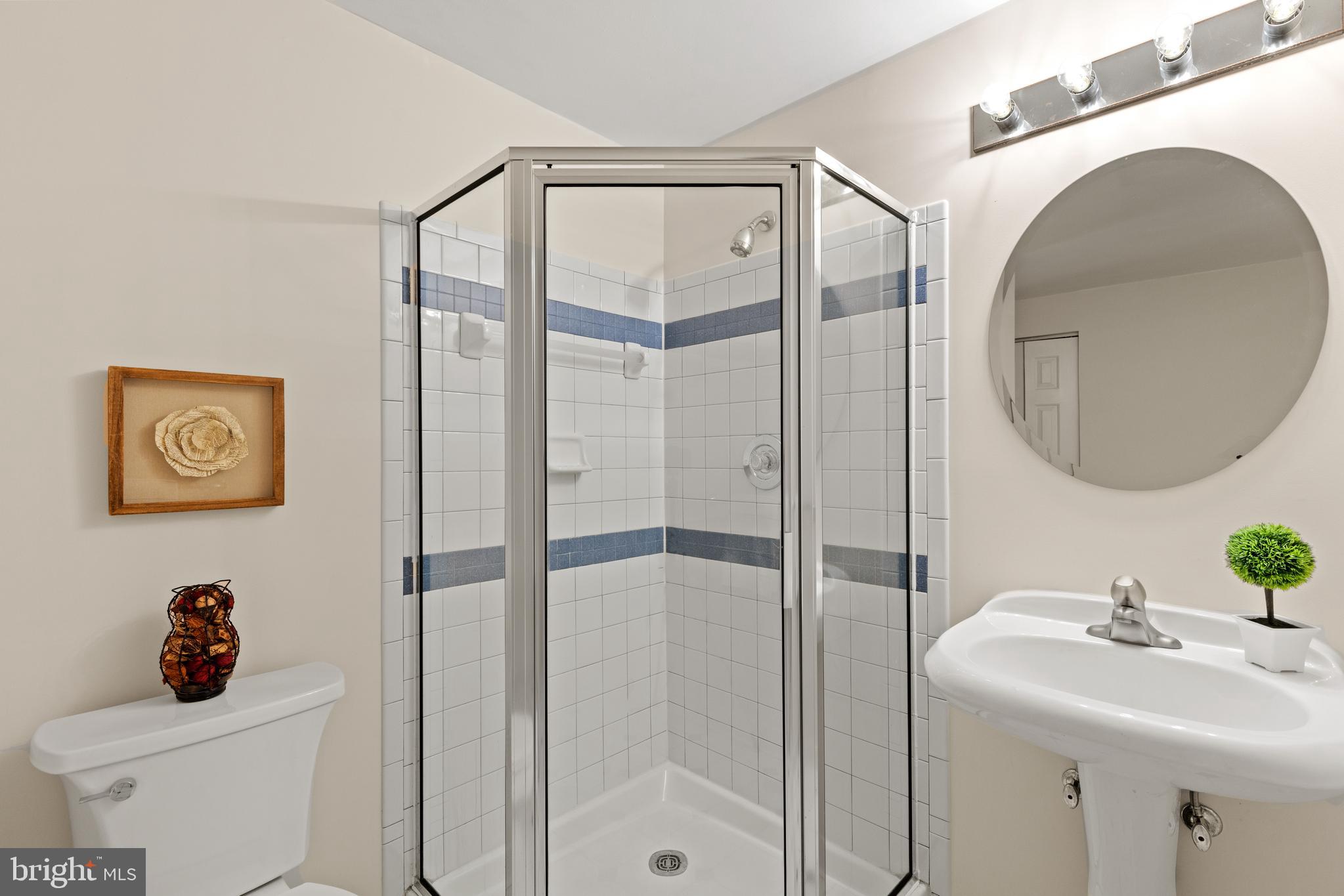 12209 Bayswater Road Gaithersburg, MD 20878 - Photo 46 of 53 Lower level full bath