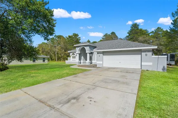 $369,000 | 11128 Lomita Wren Road, Weeki Wachee, FL 34614