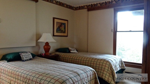 133 Snow Plow Road Banner Elk, NC 28604 - Photo 5 of 24 Gallery Image 5