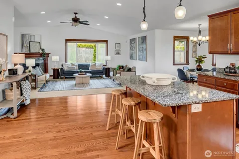 $1,019,000 | 15611 42nd Drive Southeast, Bothell, WA 98012