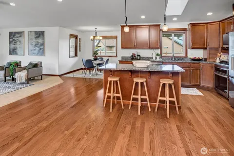 $1,019,000 | 15611 42nd Drive Southeast, Bothell, WA 98012