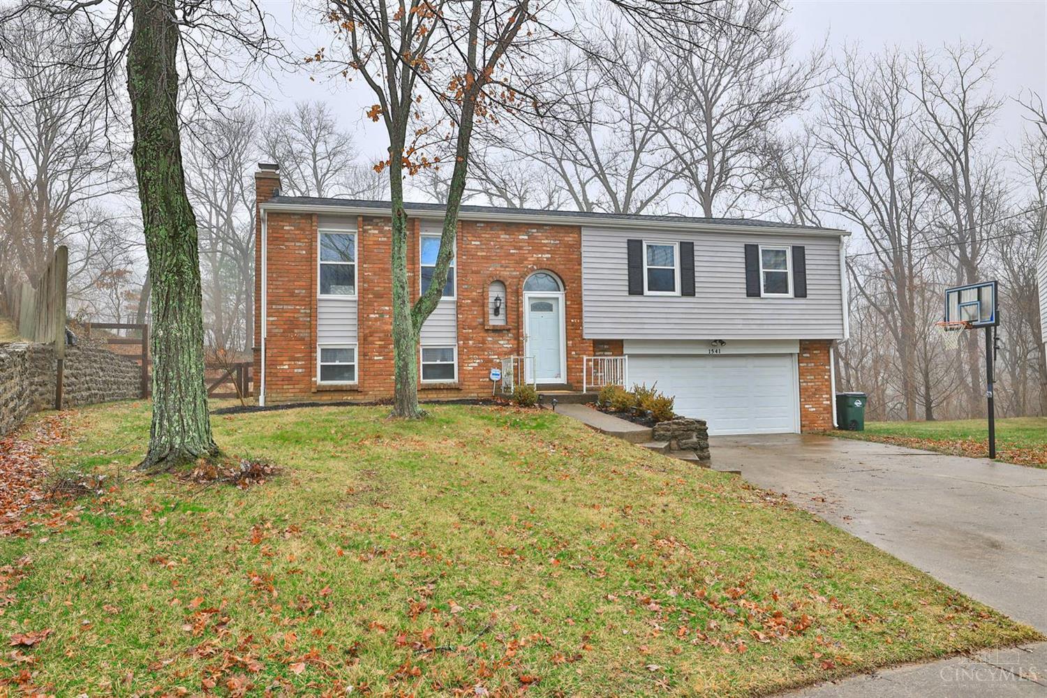 1541 Oldbridge Road Cincinnati, OH 45230 - Photo 2 of 39 Gallery Image 2