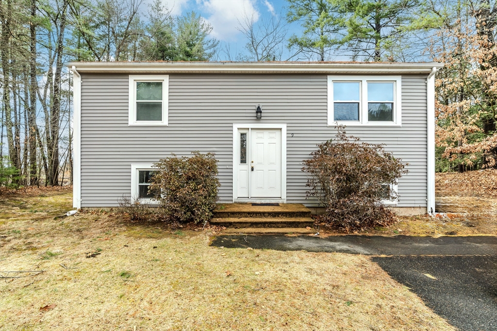 9 Edge Hill Road Amherst, MA 01002 - Photo 1 of 25 Gallery Image 1