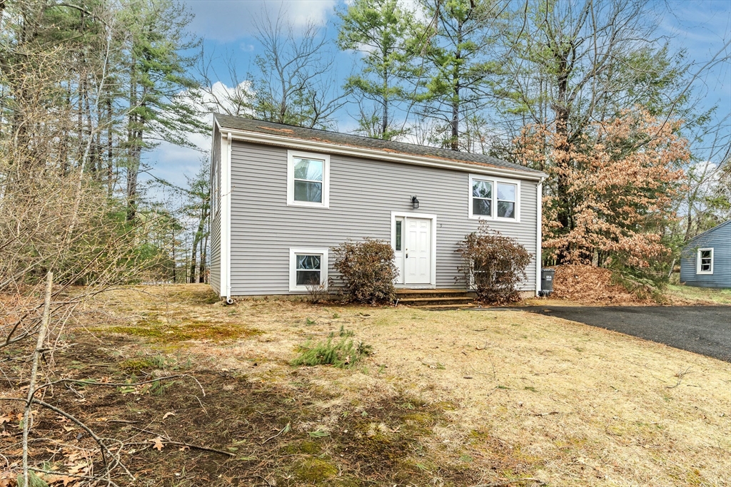 9 Edge Hill Road Amherst, MA 01002 - Photo 3 of 25 Gallery Image 3
