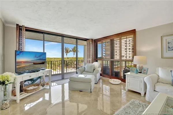 $5,100 | 10000 South Ocean Drive, Unit 206, Jensen Beach, FL 34957
