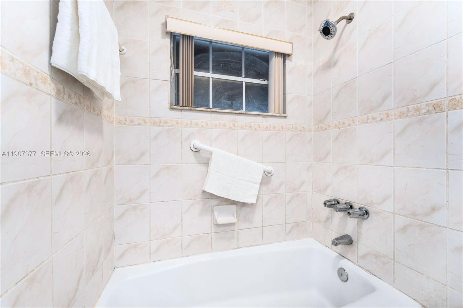 10835 Southwest 152nd Terrace Miami, FL 33157 - Photo 15 of 43