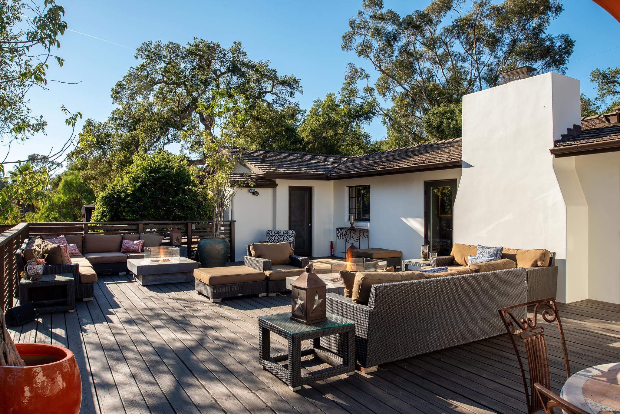 2136 Foothill Lane Santa Barbara, CA 93105 - Photo 13 of 21 Rear Deck