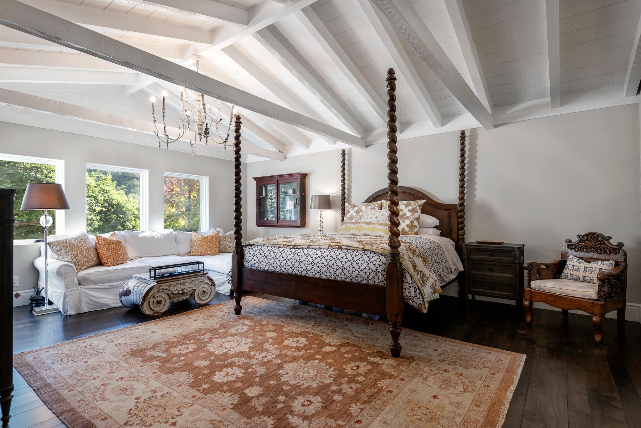 2136 Foothill Lane Santa Barbara, CA 93105 - Photo 10 of 21 Master Bedroom