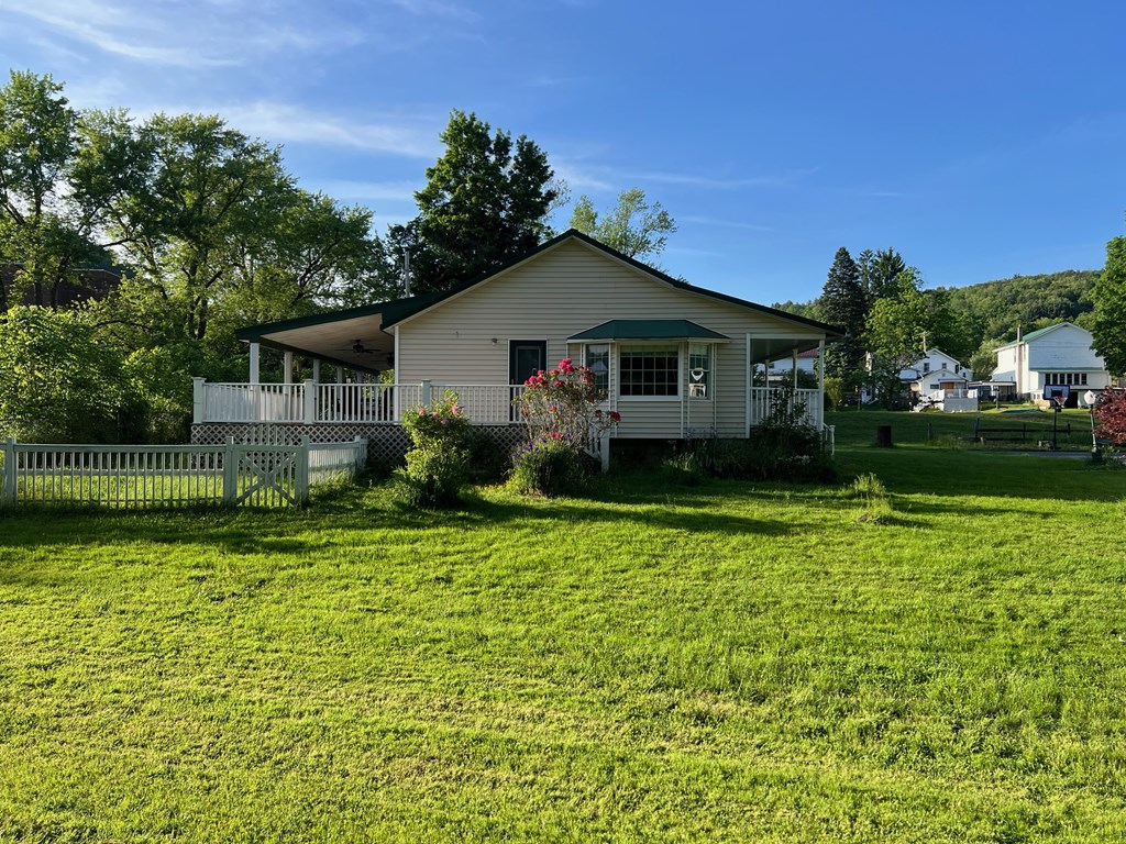 39 Fath Lane Tidioute, PA 16351 - Photo 3 of 20