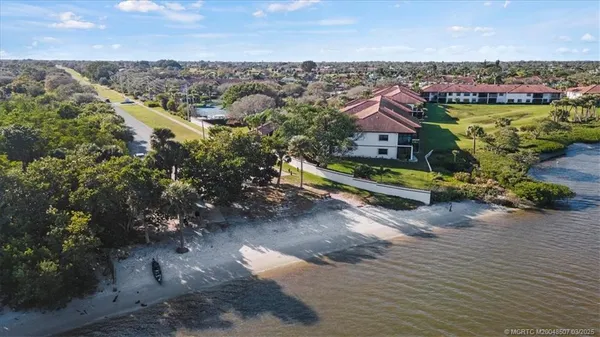 $3,000 | 6082 Southeast Landing Way, Unit 7, Stuart, FL 34997