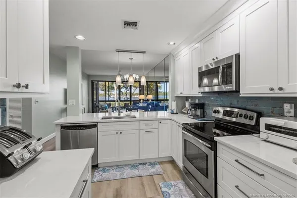 $3,000 | 6082 Southeast Landing Way, Unit 7, Stuart, FL 34997