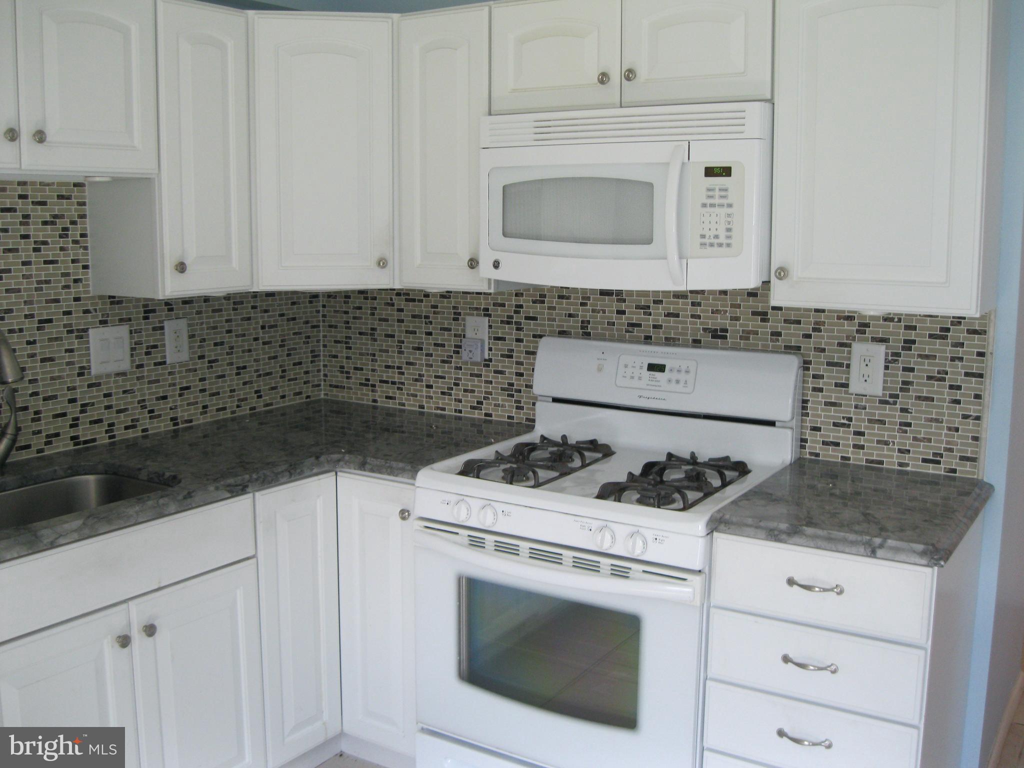 310 Mildred Avenue Maple Shade, NJ 08052 - Photo 5 of 16 Gallery Image 5