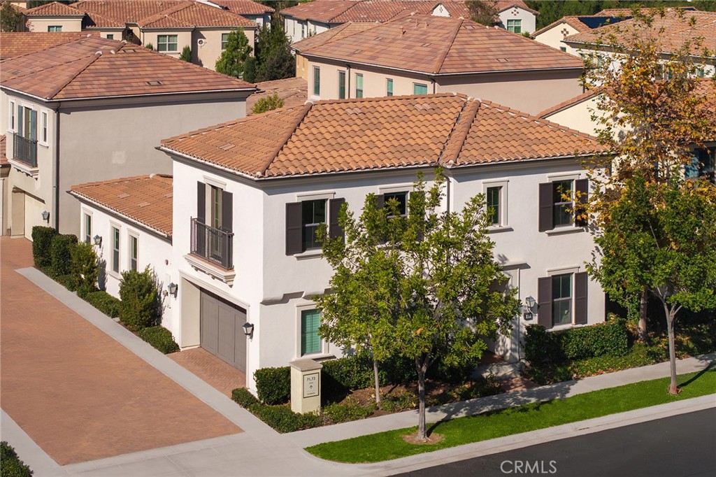 67 Runner Irvine, CA 92620 - Photo 2 of 62