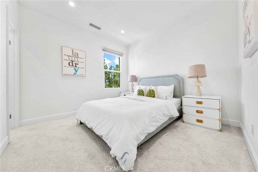 67 Runner Irvine, CA 92620 - Photo 36 of 62